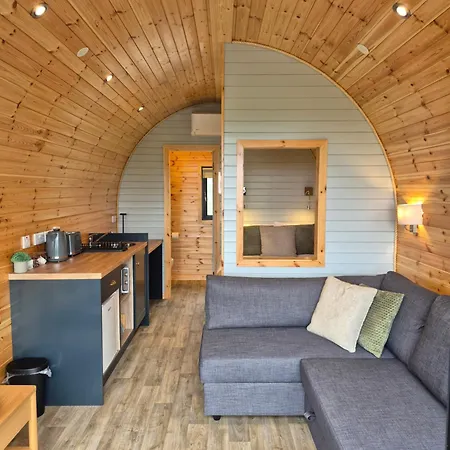 아파트 Estate Glamping 쿨다프